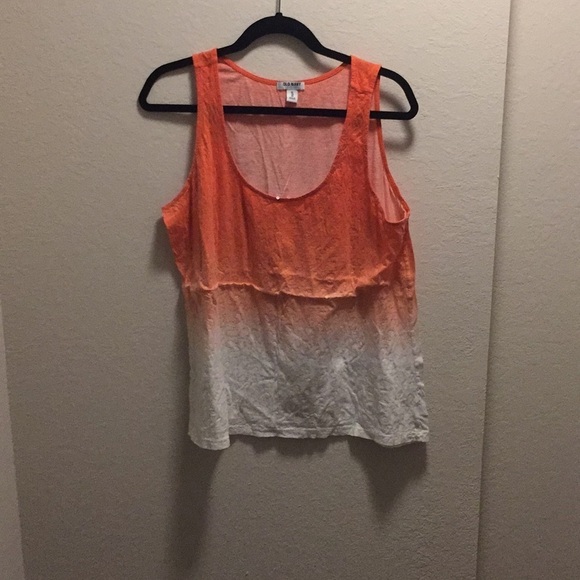 Beautiful orange and white sequin ombré tank. - Picture 1 of 6